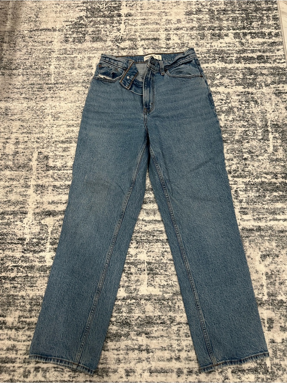 Abercrombie & Fitch 90s Straight Ultra High-Rise Jeans